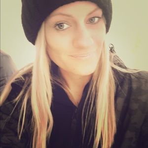 Meet your Posher, Annie